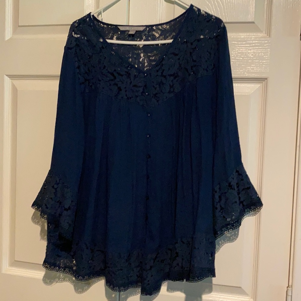 Lace yoked flutter sleeves top navy blue